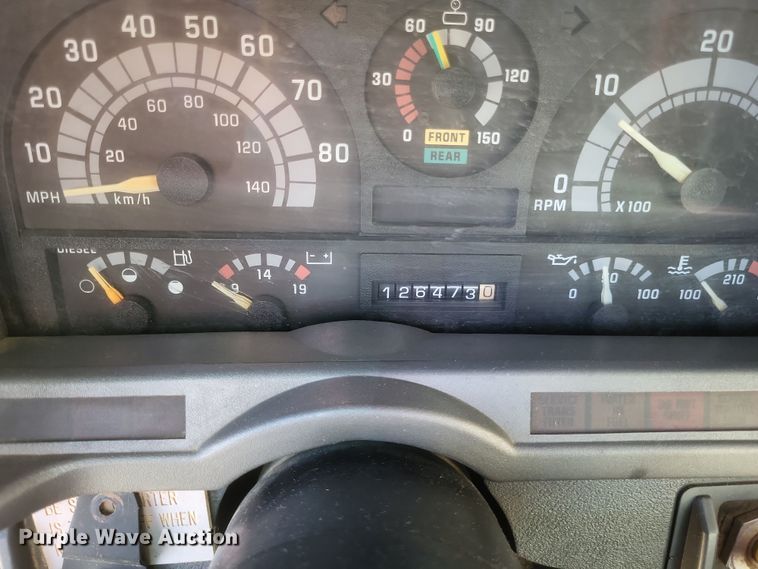 image for item DO4772 2000 Chevrolet C7500 utility / service truck