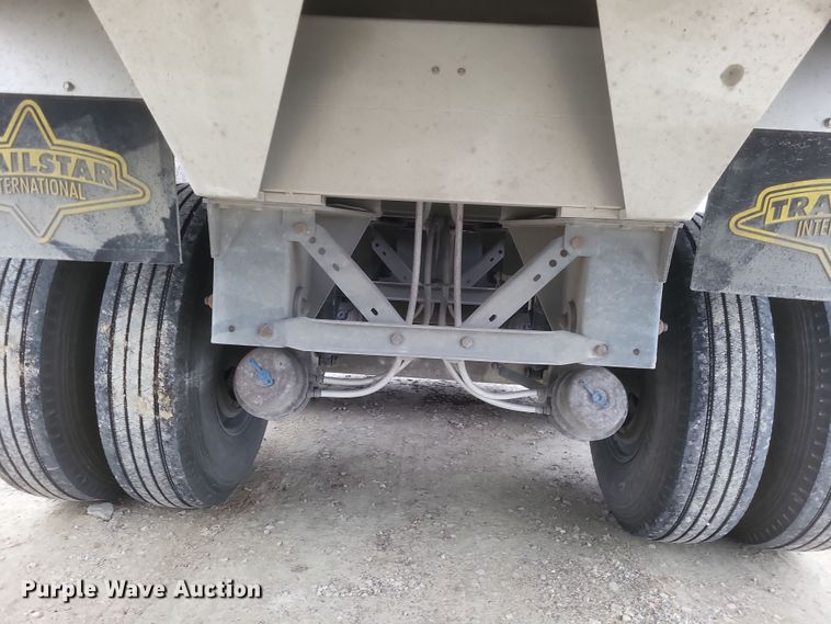 image for item DO4776 2016 Trailstar  end dump trailer