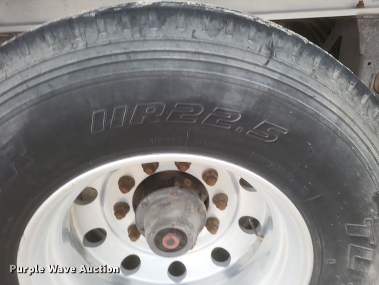 image for item DO4776 2016 Trailstar  end dump trailer