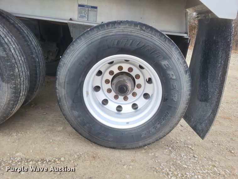 image for item DO4776 2016 Trailstar  end dump trailer