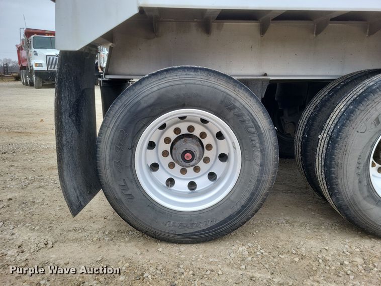 image for item DO4776 2016 Trailstar  end dump trailer