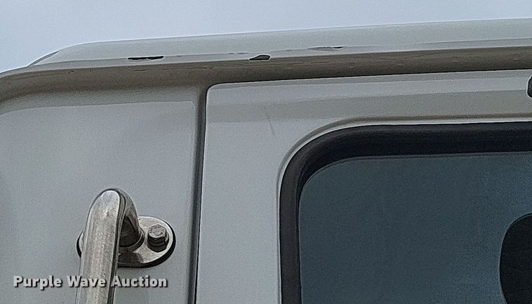 image for item DO4778 2016 Western Star 5700XE  semi truck