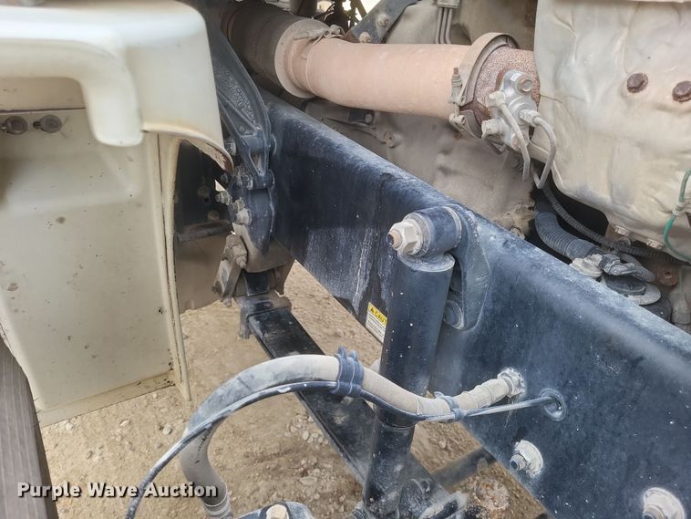 image for item DO4778 2016 Western Star 5700XE  semi truck