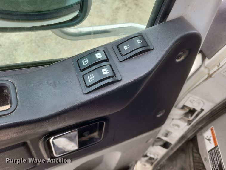 image for item DO4778 2016 Western Star 5700XE  semi truck