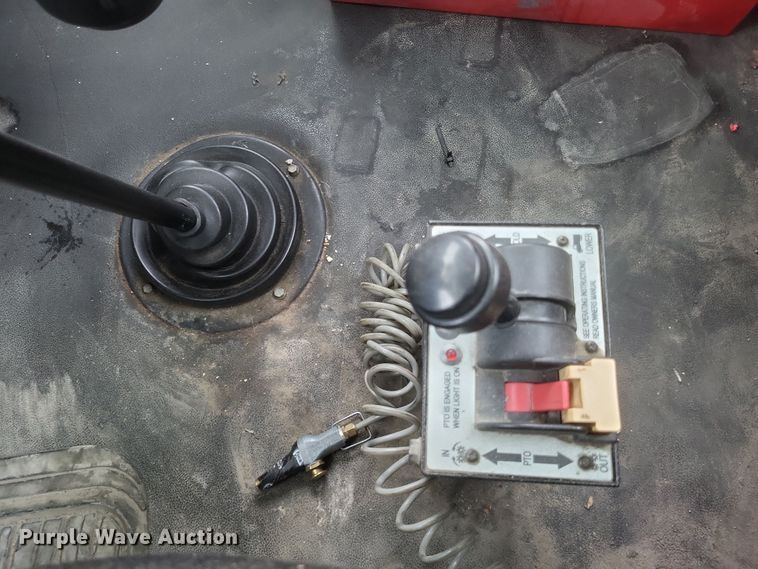 image for item DO4778 2016 Western Star 5700XE  semi truck