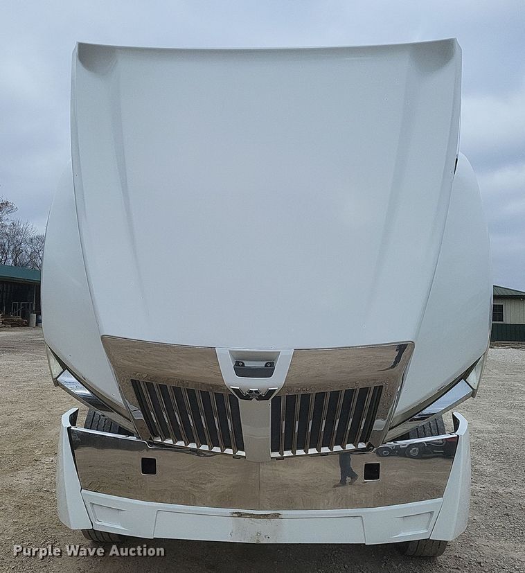 image for item DO4778 2016 Western Star 5700XE  semi truck