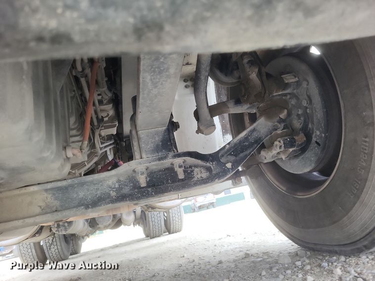 image for item DO4778 2016 Western Star 5700XE  semi truck