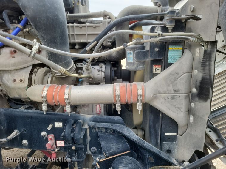 image for item DO4778 2016 Western Star 5700XE  semi truck