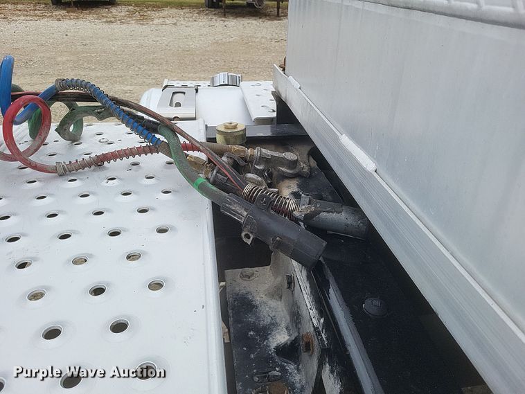 image for item DO4780 2016 Western Star 5700XE  semi truck