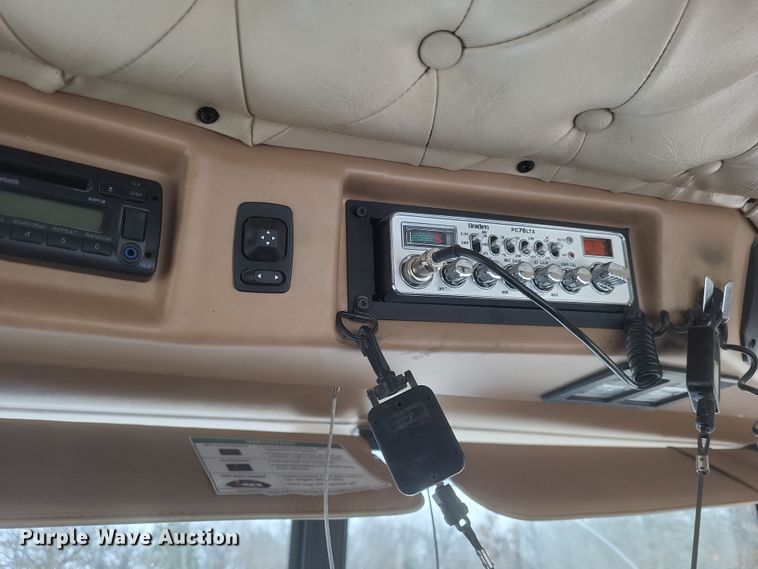 image for item DO4780 2016 Western Star 5700XE  semi truck