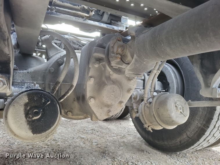 image for item DO4780 2016 Western Star 5700XE  semi truck