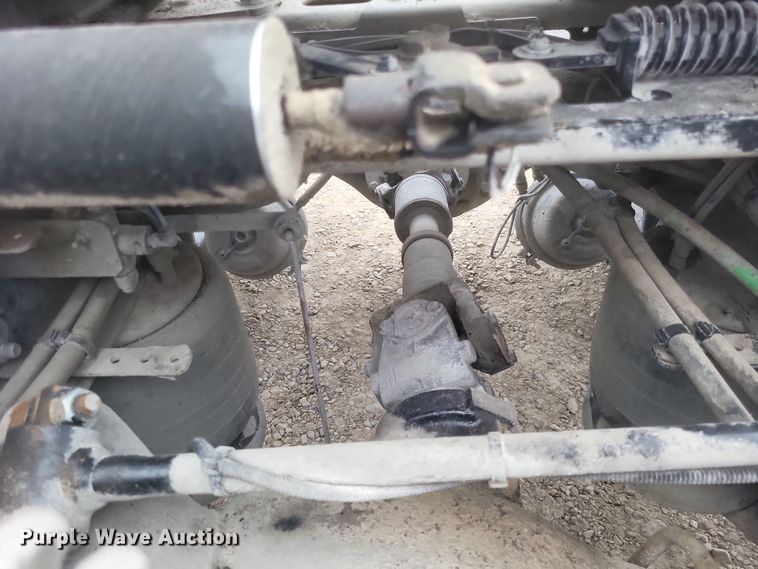 image for item DO4780 2016 Western Star 5700XE  semi truck