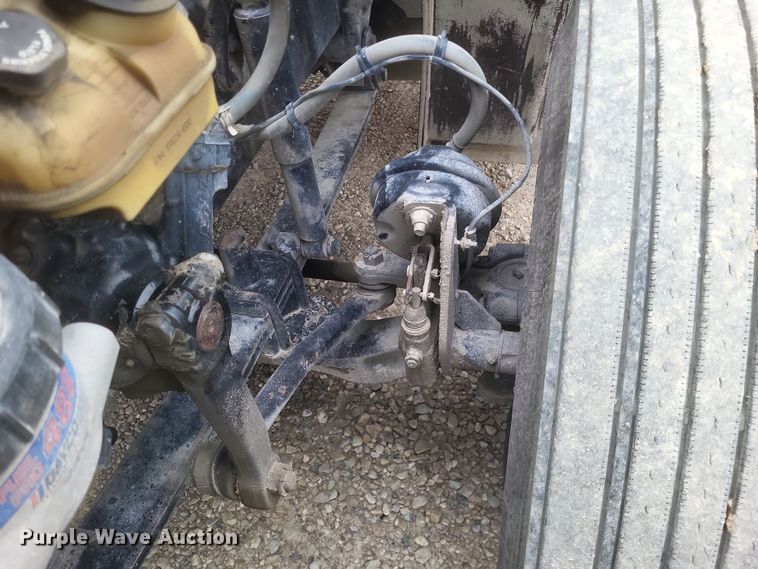 image for item DO4780 2016 Western Star 5700XE  semi truck