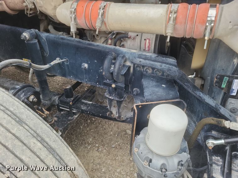 image for item DO4780 2016 Western Star 5700XE  semi truck