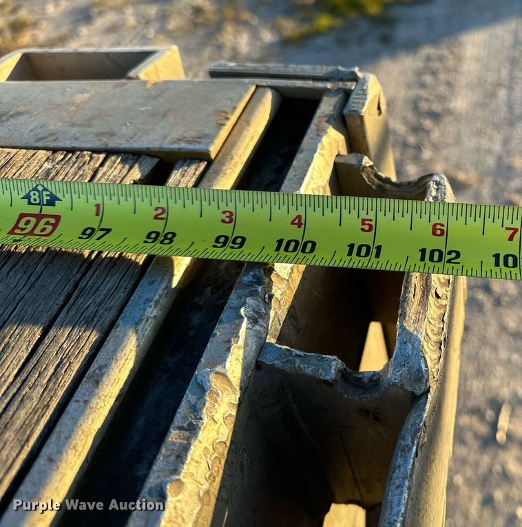 image for item DO5176 2012 Doonan 4820BLKTTIKB  flatbed trailer