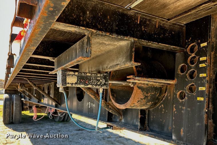 image for item DO5196 2000 Lufkin EXT 48/80  flatbed trailer