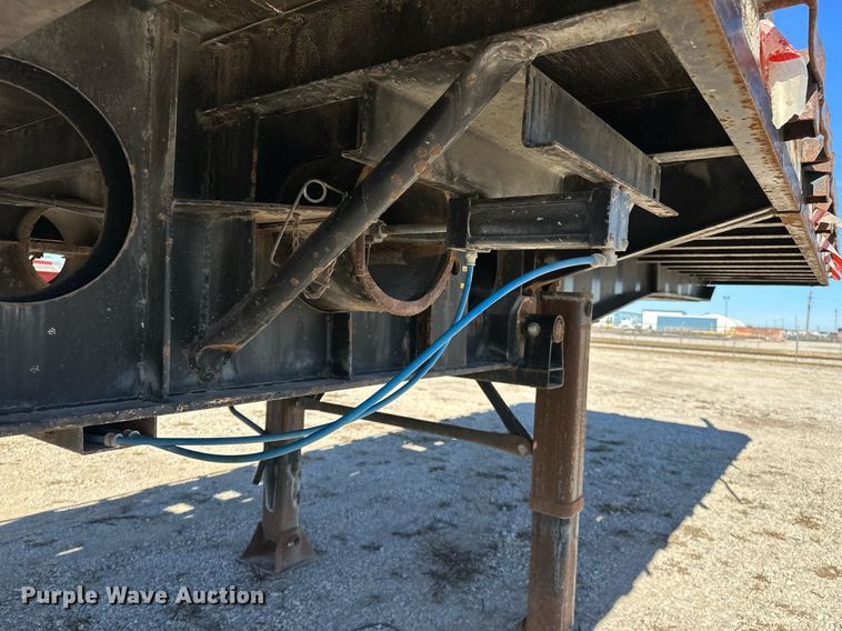 image for item DO5196 2000 Lufkin EXT 48/80  flatbed trailer