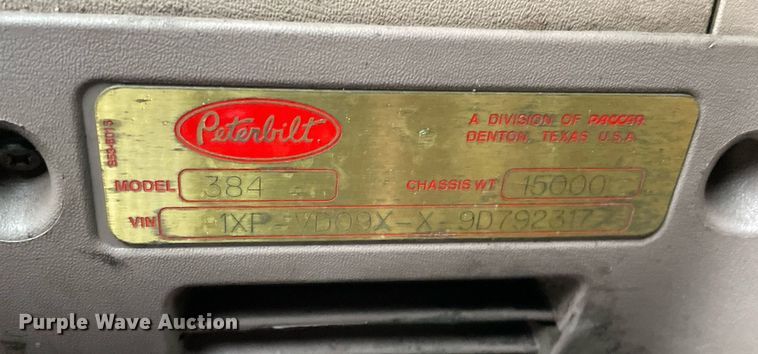 image for item DP0268 2009 Peterbilt 384  semi truck