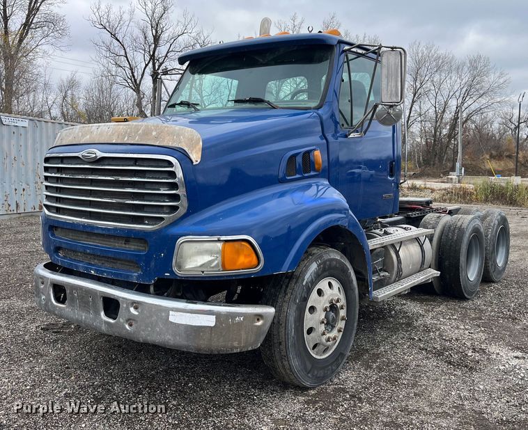 image for item DP2150 2000 Sterling  semi truck