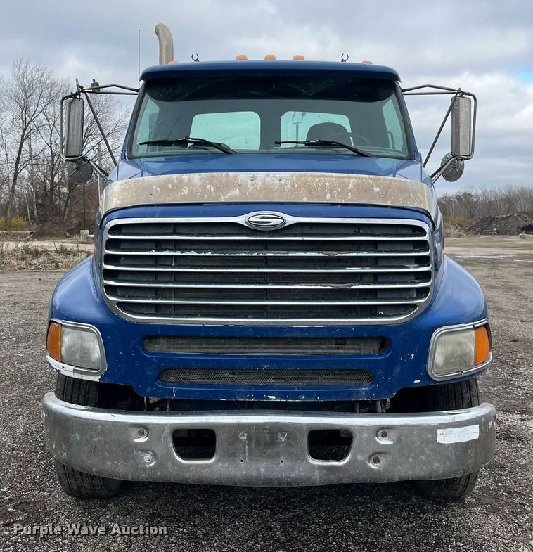 image for item DP2150 2000 Sterling  semi truck