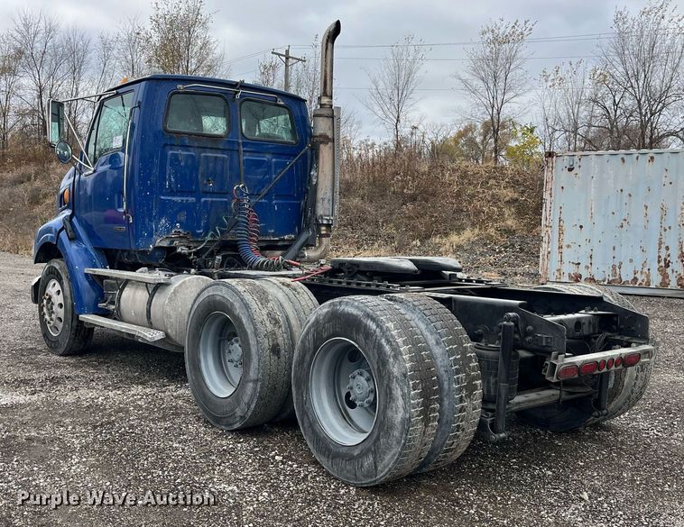 image for item DP2150 2000 Sterling  semi truck