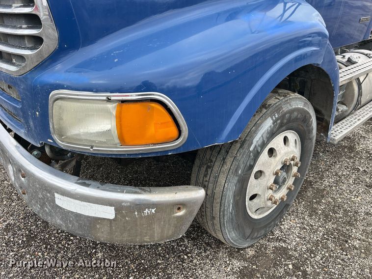 image for item DP2150 2000 Sterling  semi truck
