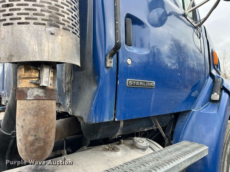 image for item DP2150 2000 Sterling  semi truck