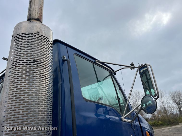 image for item DP2150 2000 Sterling  semi truck