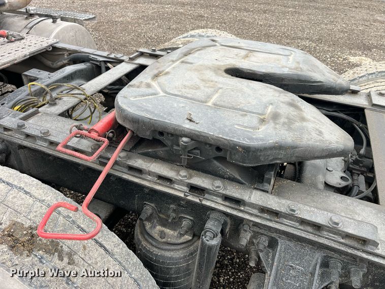 image for item DP2150 2000 Sterling  semi truck