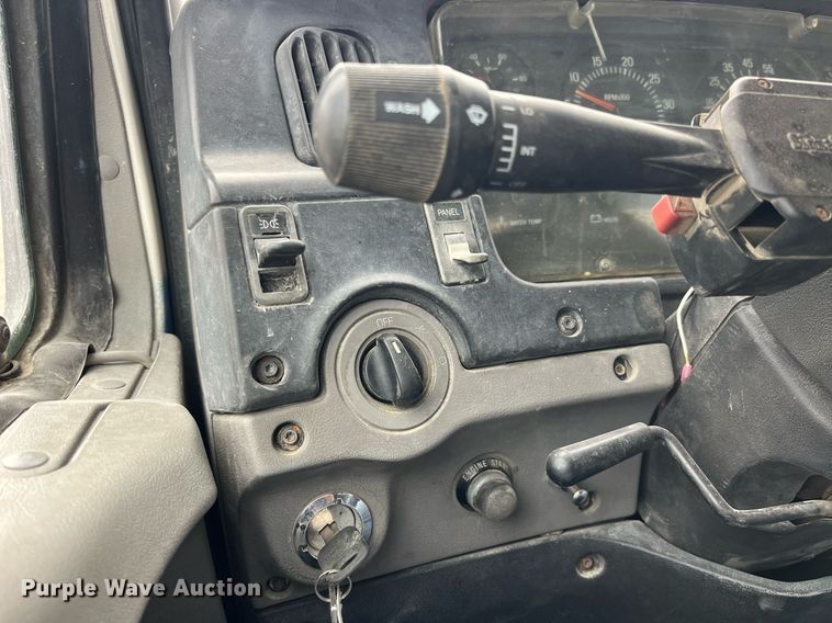 image for item DP2150 2000 Sterling  semi truck