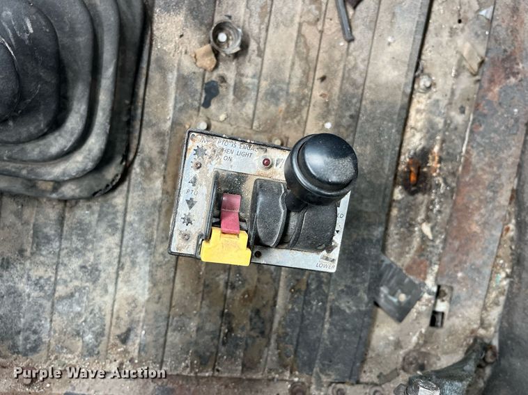 image for item DP2150 2000 Sterling  semi truck