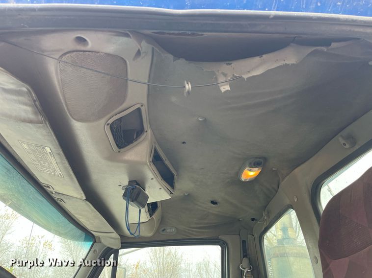 image for item DP2150 2000 Sterling  semi truck