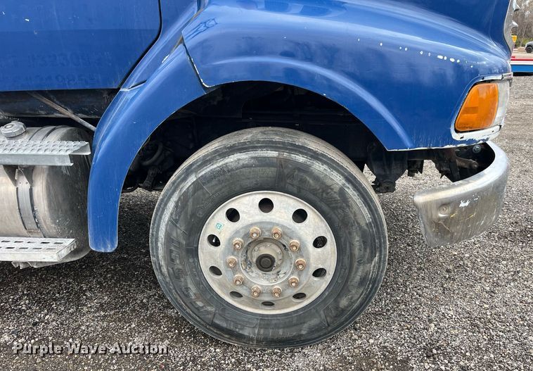 image for item DP2150 2000 Sterling  semi truck