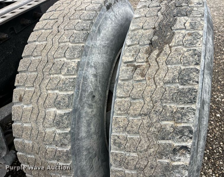 image for item DP2150 2000 Sterling  semi truck