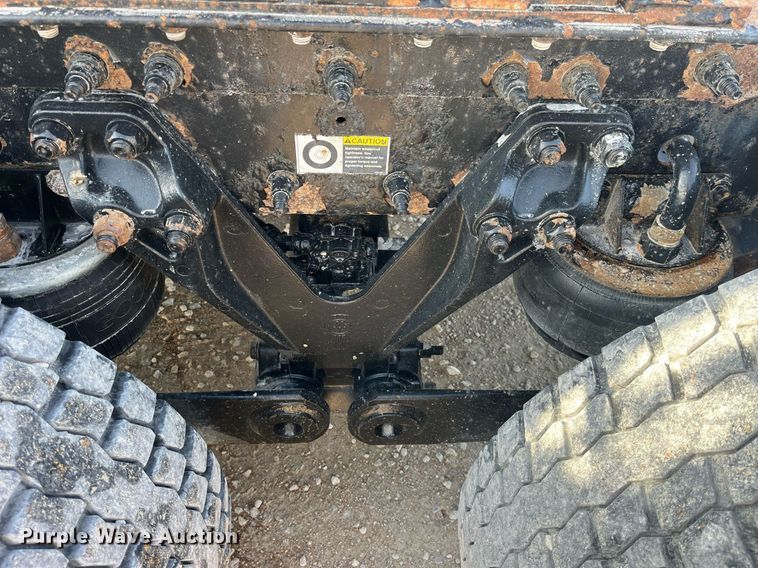 image for item DP2161 2009 Kenworth T800  semi truck