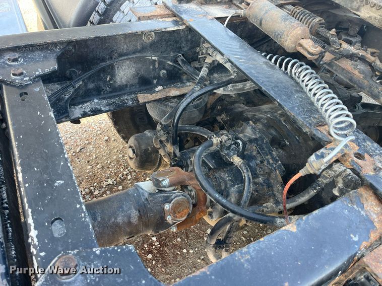 image for item DP2161 2009 Kenworth T800  semi truck