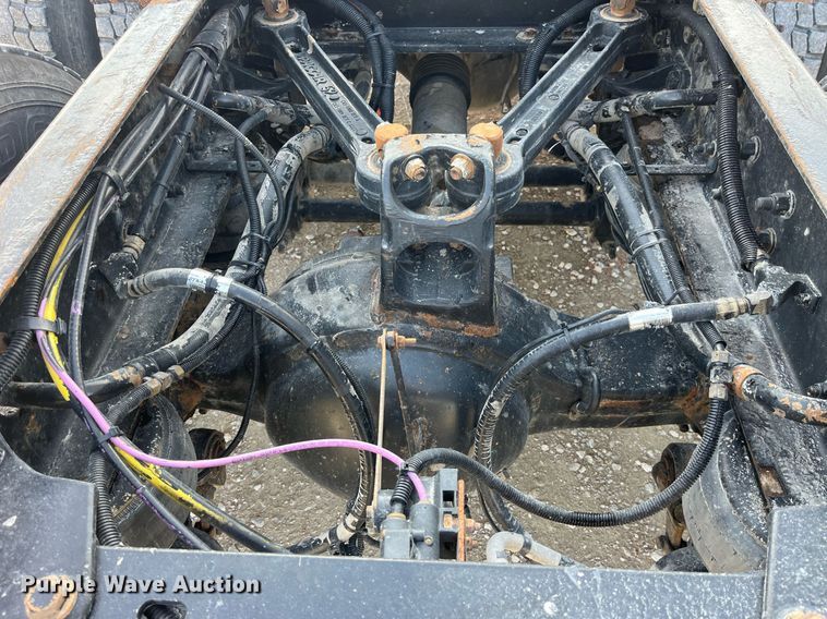 image for item DP2161 2009 Kenworth T800  semi truck