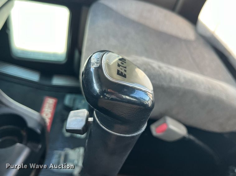 image for item DP2161 2009 Kenworth T800  semi truck