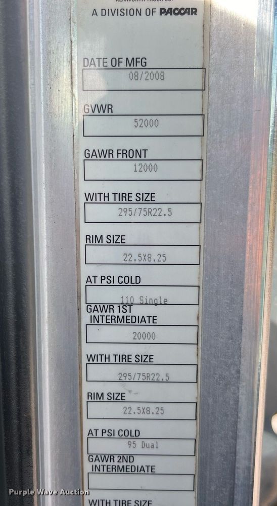 image for item DP2161 2009 Kenworth T800  semi truck