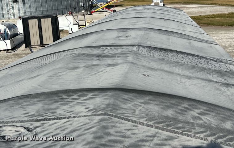 image for item DP2162 2015 Wilson DWH-500  grain trailer