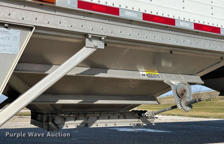 image for item DP2162 2015 Wilson DWH-500  grain trailer