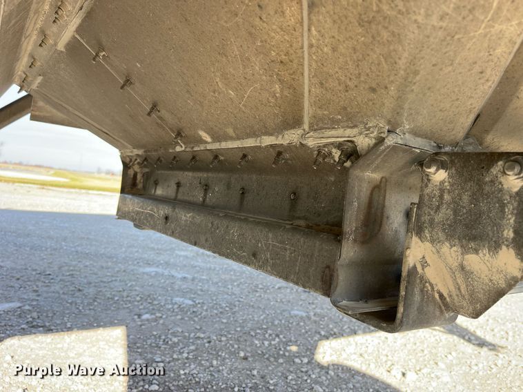 image for item DP2162 2015 Wilson DWH-500  grain trailer