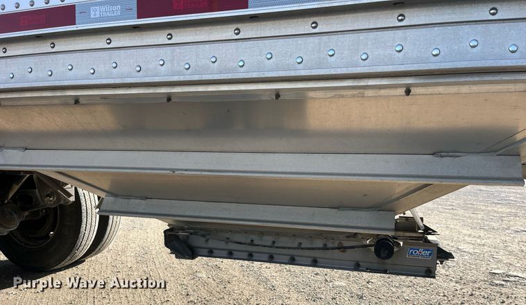 image for item DP2162 2015 Wilson DWH-500  grain trailer