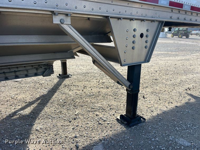 image for item DP2162 2015 Wilson DWH-500  grain trailer