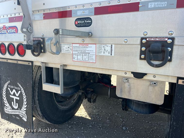 image for item DP2162 2015 Wilson DWH-500  grain trailer