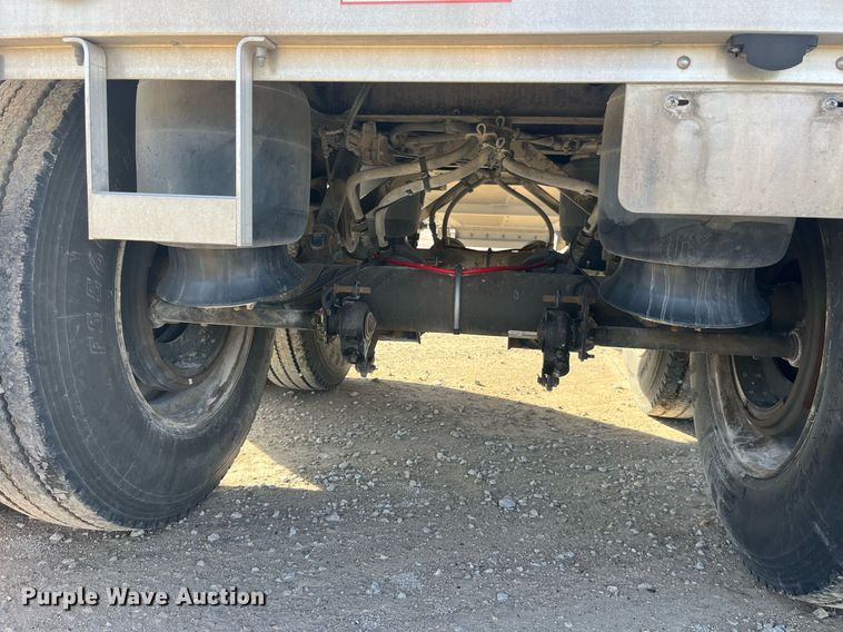 image for item DP2162 2015 Wilson DWH-500  grain trailer