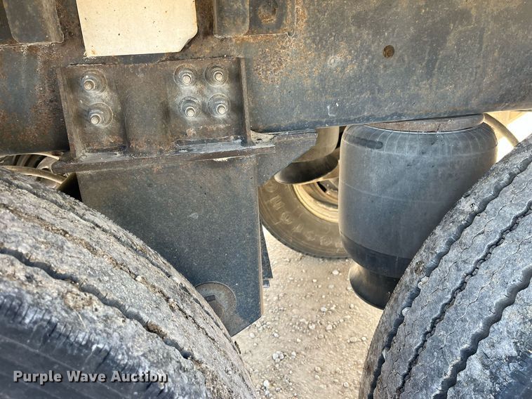 image for item DP2162 2015 Wilson DWH-500  grain trailer