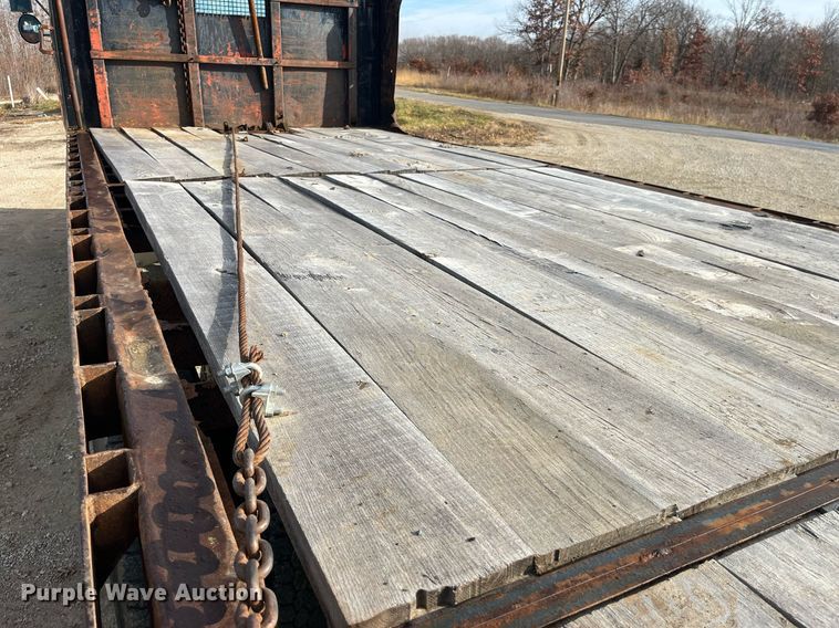 image for item DP2164 1992 Volvo  rollback truck