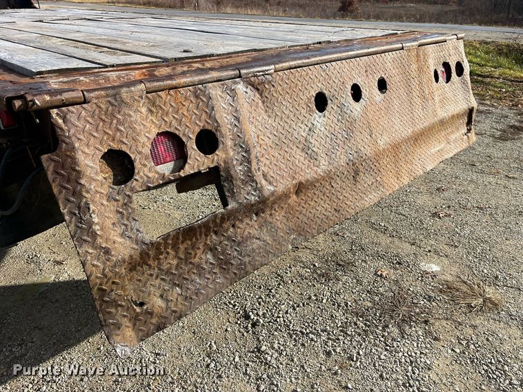 image for item DP2164 1992 Volvo  rollback truck