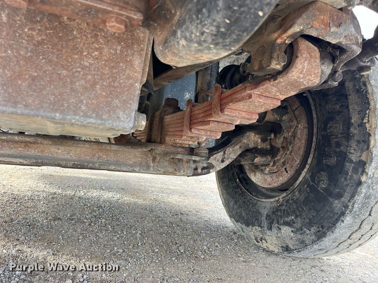 image for item DP2164 1992 Volvo  rollback truck